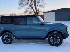 Фото авто Ford Bronco