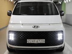 Фото авто Hyundai Staria