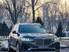 Photo of the vehicle BMW X7