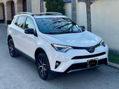 Сүрөт унаа Toyota RAV4