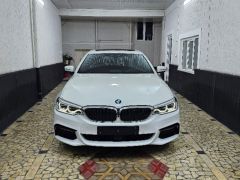 Photo of the vehicle BMW 5 Series