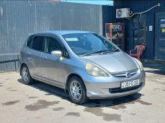 Photo of the vehicle Honda Fit