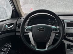 Сүрөт унаа BYD E5