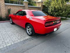 Сүрөт унаа Dodge Challenger