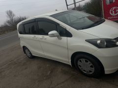 Сүрөт унаа Honda Freed