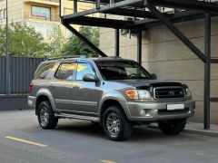 Сүрөт унаа Toyota Sequoia