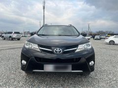 Сүрөт унаа Toyota RAV4