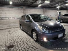 Фото авто Toyota Wish