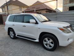 Photo of the vehicle Lexus LX