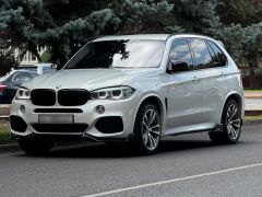 Photo of the vehicle BMW X5