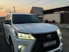 Сүрөт унаа Lexus LX