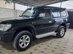 Сүрөт унаа Toyota Land Cruiser Prado