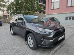 Сүрөт унаа Toyota RAV4