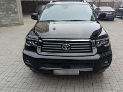 Фото авто Toyota Sequoia