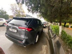 Сүрөт унаа Toyota RAV4