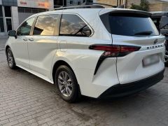 Сүрөт унаа Toyota Sienna