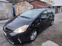 Фото авто Toyota Prius v (+)