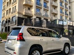 Сүрөт унаа Toyota Land Cruiser Prado