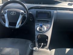 Сүрөт унаа Toyota Prius