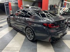 Фото авто BMW M5