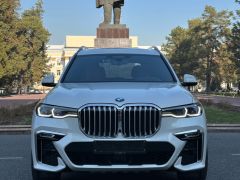 Фото авто BMW X7