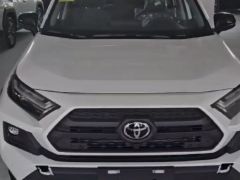 Сүрөт унаа Toyota RAV4