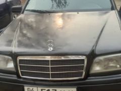 Сүрөт унаа Mercedes-Benz C-Класс