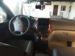 Сүрөт унаа Toyota Sienna