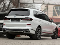 Фото авто BMW X7