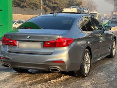 Photo of the vehicle BMW 5 Series