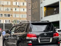 Сүрөт унаа Lexus LX