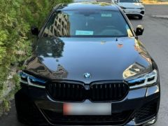 Photo of the vehicle BMW 5 Series