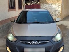 Сүрөт унаа Hyundai Solaris