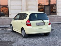 Photo of the vehicle Honda Fit