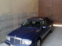 Photo of the vehicle Mercedes-Benz W124