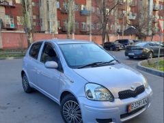 Сүрөт унаа Toyota Vitz