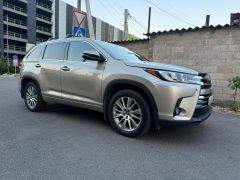 Фото авто Toyota Highlander