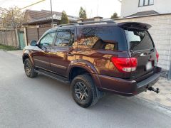 Фото авто Toyota Sequoia