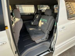 Photo of the vehicle Toyota Alphard