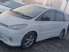 Photo of the vehicle Toyota Estima