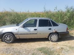 Сүрөт унаа Daewoo Nexia