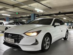 Photo of the vehicle Hyundai Sonata