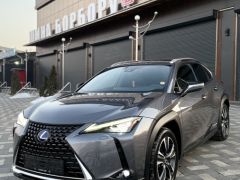 Photo of the vehicle Lexus UX