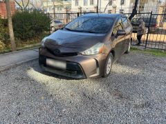 Сүрөт унаа Toyota Prius v (+)