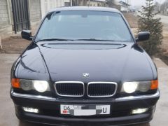 Photo of the vehicle BMW 7 Series