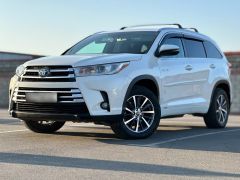 Сүрөт унаа Toyota Highlander