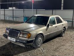 Фото авто Mercedes-Benz W124