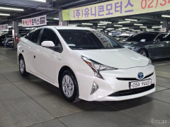 Сүрөт унаа Toyota Prius