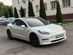 Сүрөт унаа Tesla Model 3