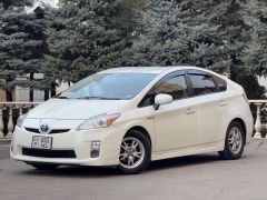 Фото авто Toyota Prius